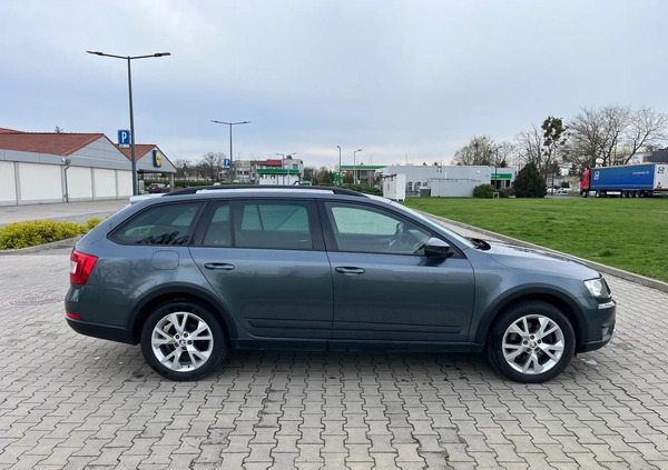 Skoda Octavia cena 49500 przebieg: 255000, rok produkcji 2016 z Kielce małe 79